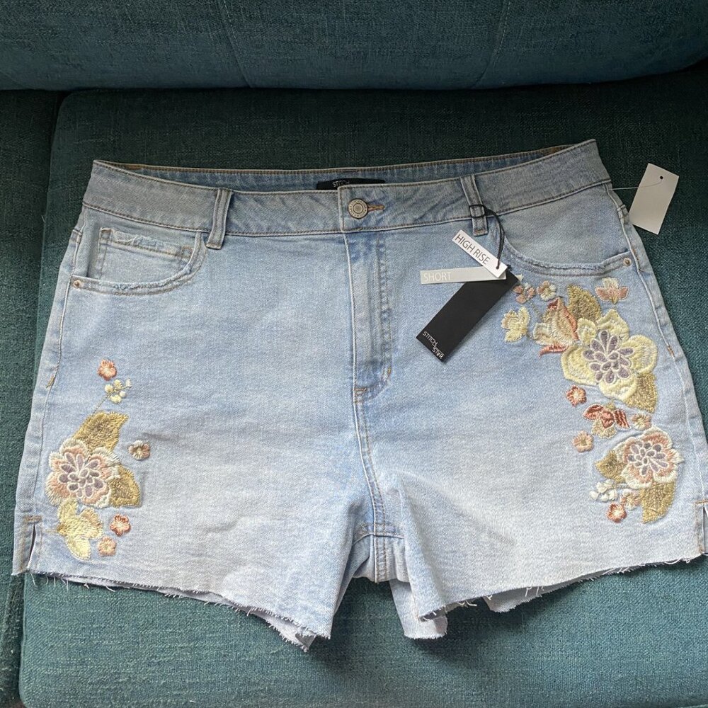 Light Blue Embroidered Denim Shorts - Floral High Rise